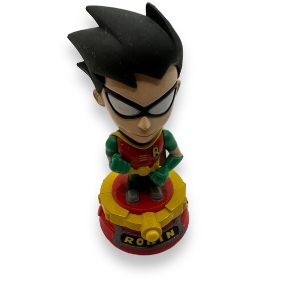 Vintage Teen Titans Robin Electronic Bobblehead with Voice and Motion 2005 Y2K - Picture 3 of 6